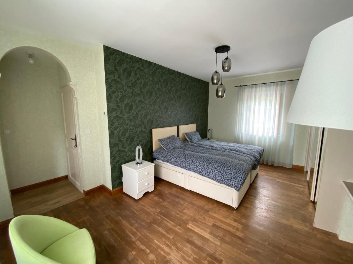 ホテル Domaine De Montloue - Relais Bien-Etre Mellac エクステリア 写真